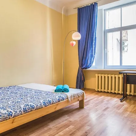 Smart Cat Hostel